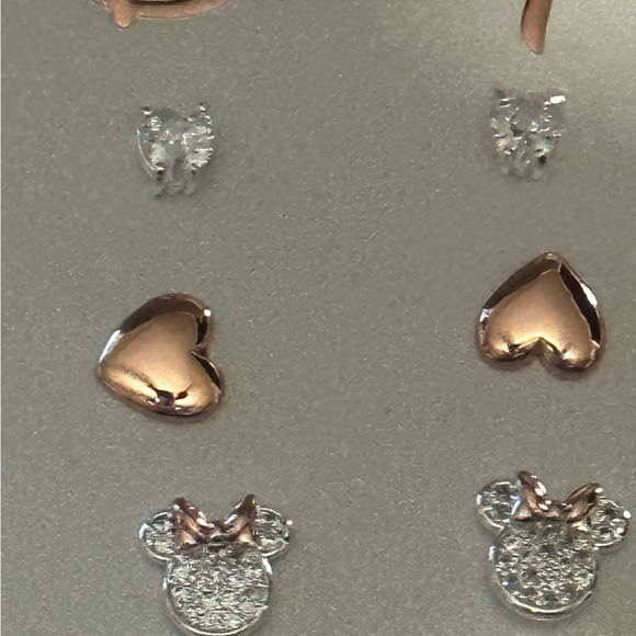 Disney love is Bowtiful earrings set of 3  NWT - Picture 6 of 11